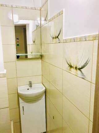 Апартаменты Сучасна квартира в центрі міста Ужгород Улучшенные апартаменты-21